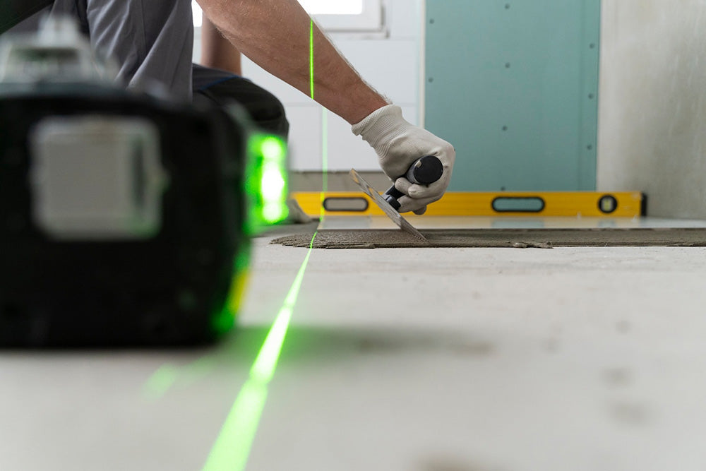 Uso de una cinta métrica láser para proyectos de mejoras para el hogar –  NOYAFA
