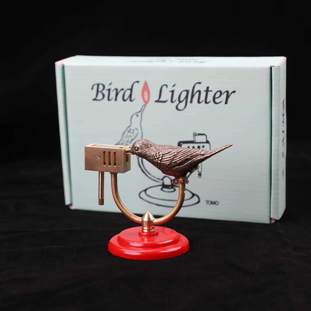 Creative Bird Design Kerosene Lighter - Semi-Automatic Mechanical Lighter, Perfect as a Premium Gift, Desktop Decoration, or Collectible